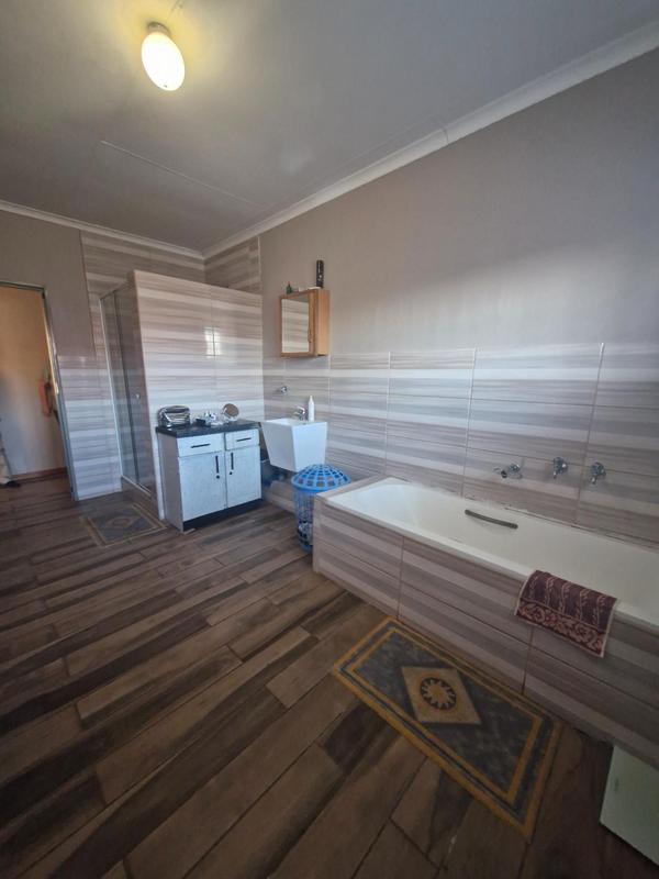 6 Bedroom Property for Sale in Vryburg North West